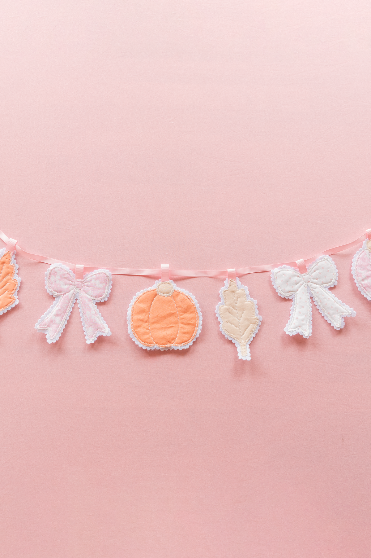 Pretty Pumpkin Patch Banner – Handmade Fabric Pumpkin & Bow Fall Garland