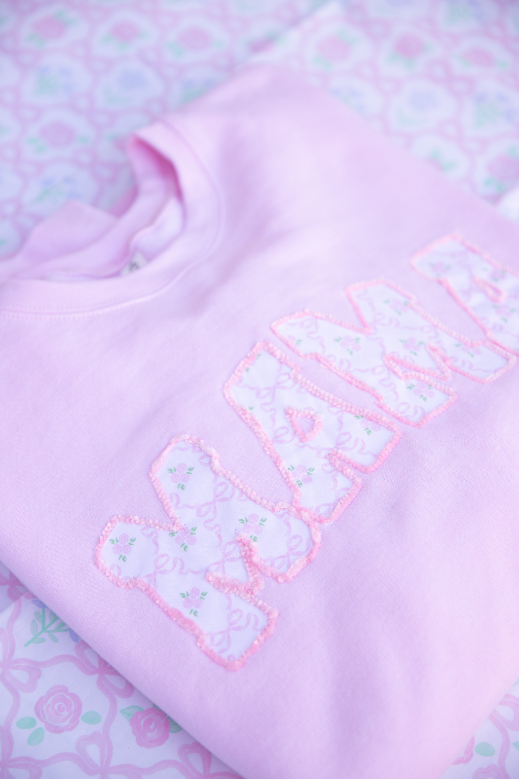 Hand Lettered Mama SVG Cut File | Preppy Appliqué Lettering Design